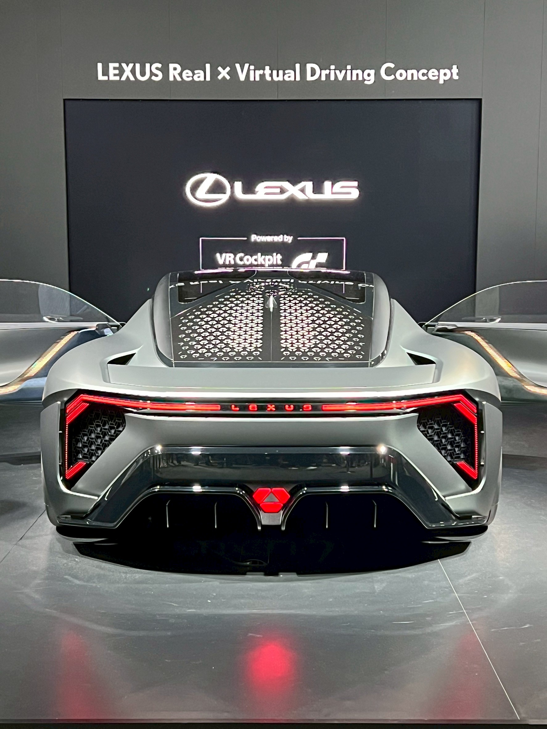 LEXUS Real×Virtual Driving Concept